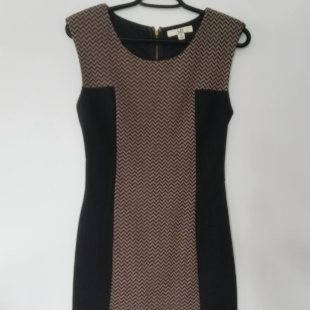 Ya Los Angeles Sleeveless Fitted Bodycon Panel Zipperback Zigzag Dress (Small)